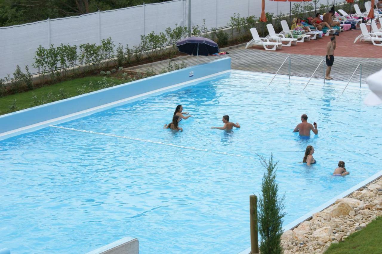 Novigrad Istria Apartements Sarah מראה חיצוני תמונה